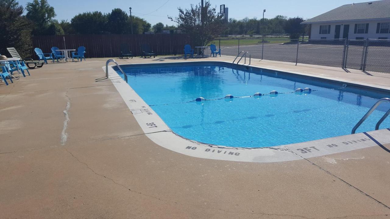 Lake Eufaula Inn & Suites Checotah Extérieur photo